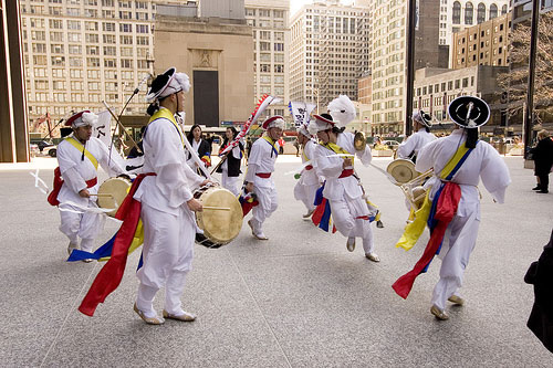 Il Kwa Nori at Chicago Daley Plaza