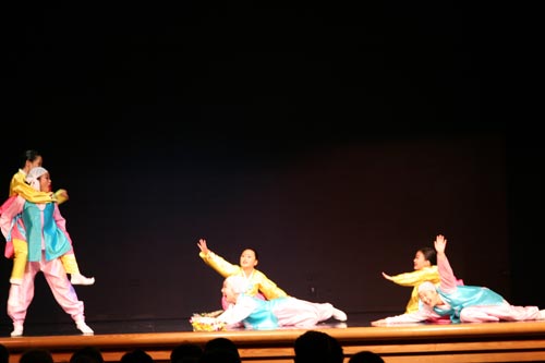 Chicago Korean Dance Company